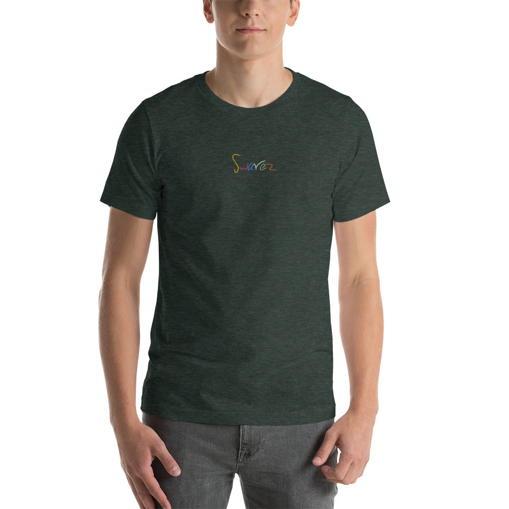 Unisex-T-Shirt – gesticktes Swarez-Logo und aufgedruckter Farbspritzer