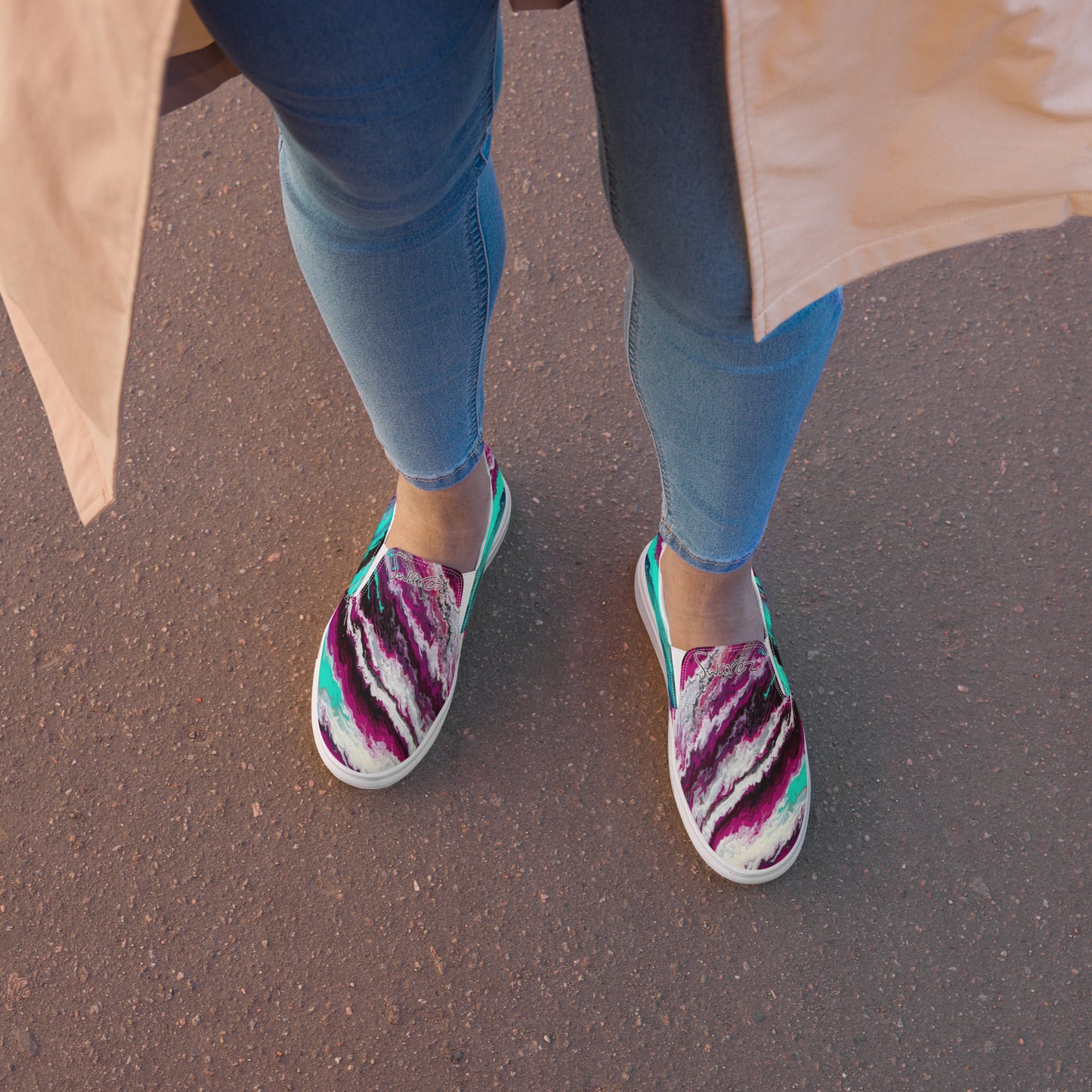 Slip-On-Leinenschuhe für Damen – Neon-Canyon-Design